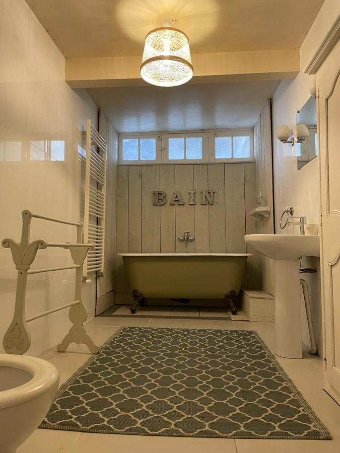 Des Lunes Guest house *